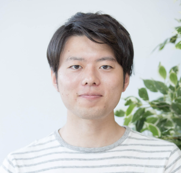 楠本の顔