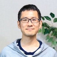 小嶋の顔