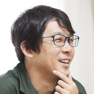 松村の顔